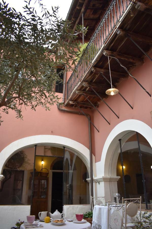 סן ויטו Casa Camboni-Dimora Storica Bed & Breakfast מראה חיצוני תמונה
